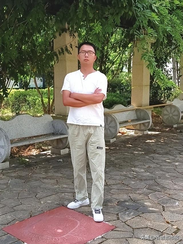 咸寧實驗外國語學(xué)?！h建領(lǐng)航謀全局 踔厲奮發(fā)向未來（咸寧市高新區(qū)實驗外國語學(xué)校官網(wǎng)）