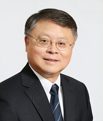 上?？萍即髮W(xué)8位校方主要領(lǐng)導(dǎo)干部，看看都是誰（上?？萍即髮W(xué)領(lǐng)導(dǎo)班子任命）